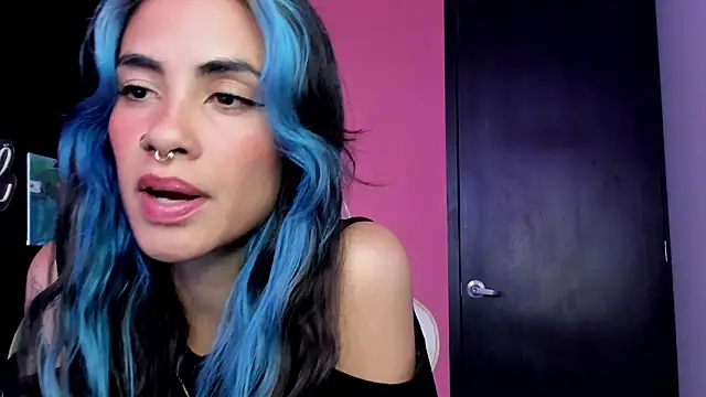 Juanadearco5 online show from November 19, 8:20 pm