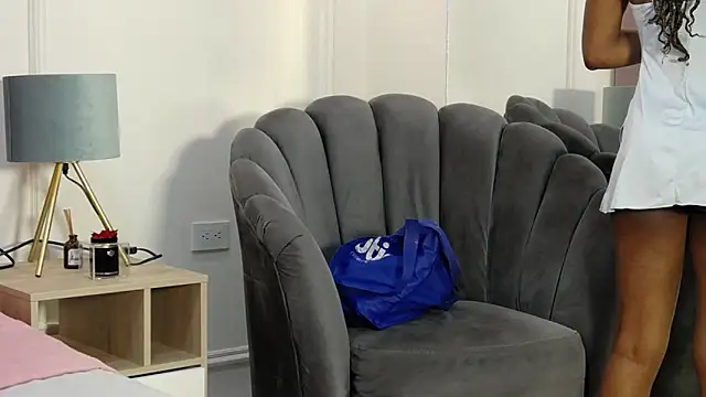 SabrinaDevill online show from May 19, 1:07 pm