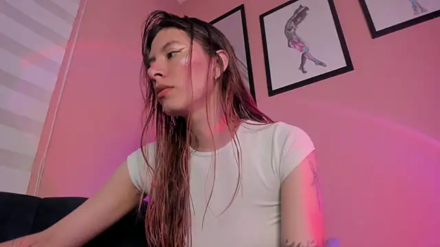 SensualJane2 online show from May 21, 6:33 am