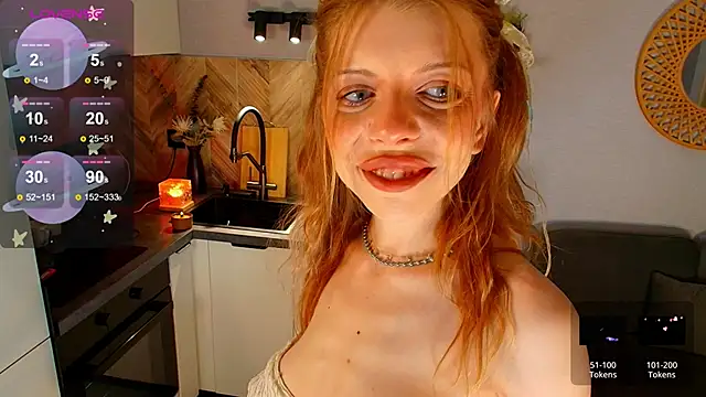 Hannah Carr online show from May 18, 9:43 pm
