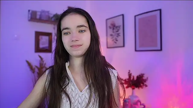 Gia Paige18 online show from October 23, 8:09 am