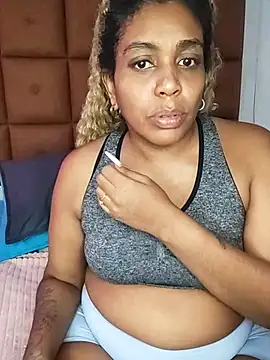 ELLA KELLY online show from October 22, 11:59 am