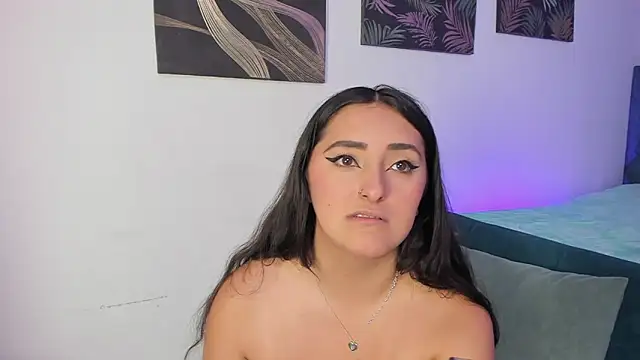 Kathia Morelli online show from December 17, 12:09 pm