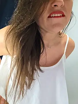 GatitaXD27 online show from January 31, 7:45 pm