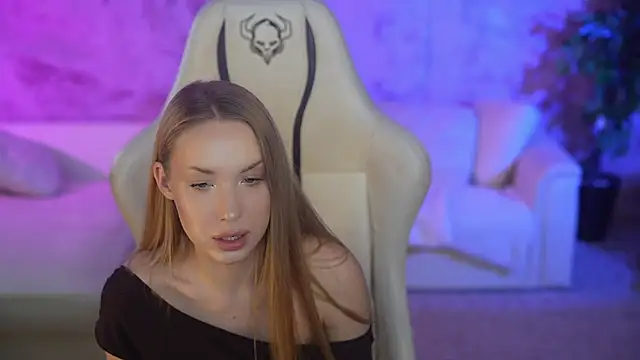 Linda054 online show from October 7, 5:12 am