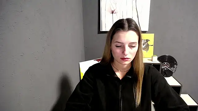 lady olivia  online show from October 20, 3:48 pm