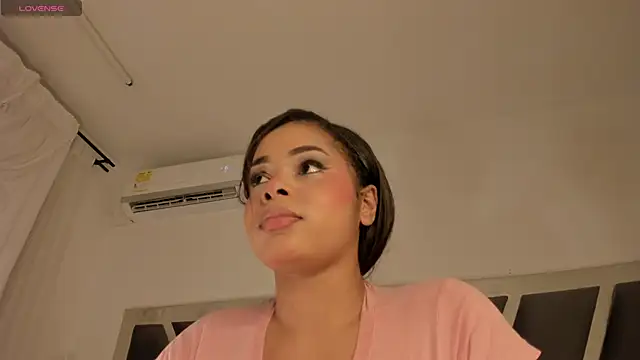 Samanntha Rose online show from December 18, 7:51 pm