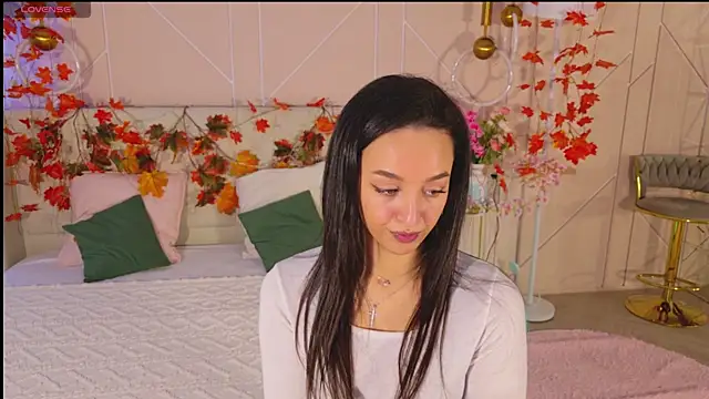 Lolly Neal online show from November 28, 4:37 am