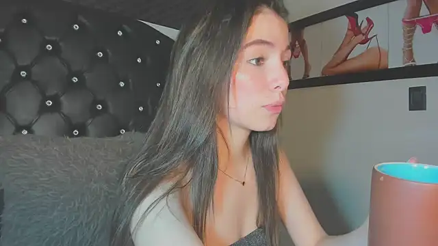 diana queen  online show from May 22, 5:05 am