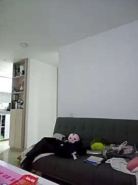 azumiichan online show from October 31, 12:01 am