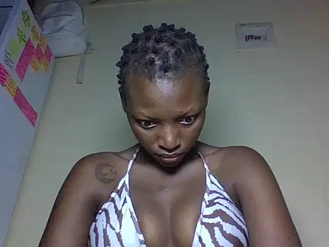 hot nina online show from November 5, 11:10 pm