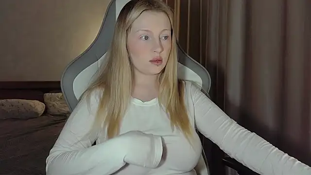 x ivy x online show from February 17, 4:39 pm