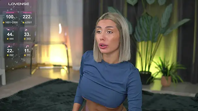 AudreyZanne online show from October 24, 6:53 am