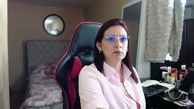 Carol Scottt online show from May 19, 7:21 pm