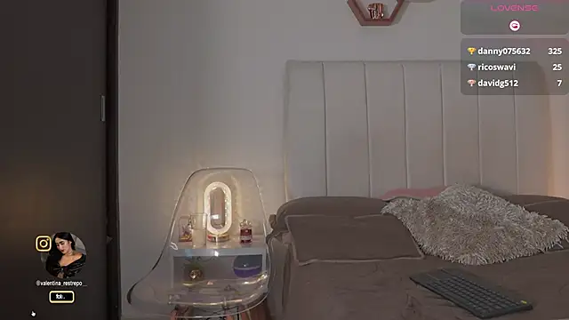 Madison evans1 online show from May 15, 6:49 am