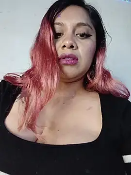 olivia stylinnson online show from July 9, 5:37 pm