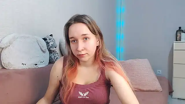 lovely hayley online show from February 15, 9:58 pm