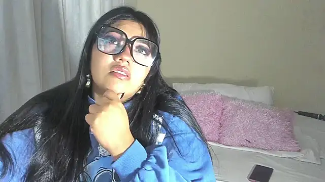 AvrilRizoX online show from March 29, 8:13 am