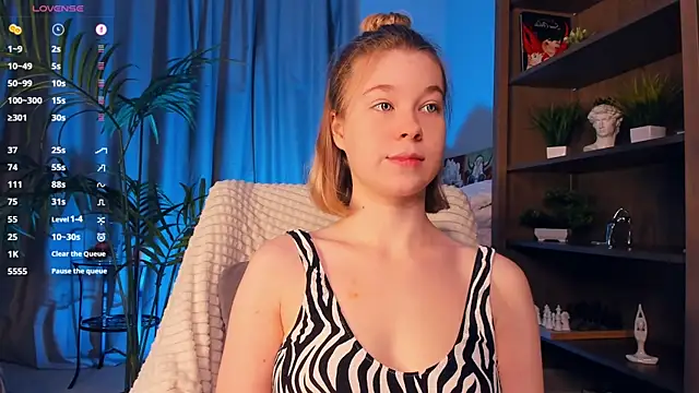 PollyHathor online show from September 20, 10:08 pm