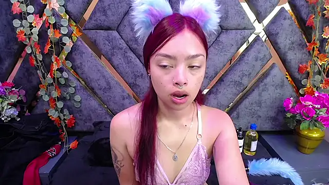 Sofia Mirandaa18 online show from October 8, 1:15 pm