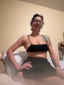 myloveforyouu online show from February 16, 11:10 am