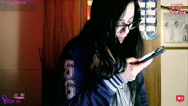 LauGrayJ online show from February 14, 3:08 am