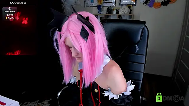 FrancescaCollins online show from November 1, 5:06 pm