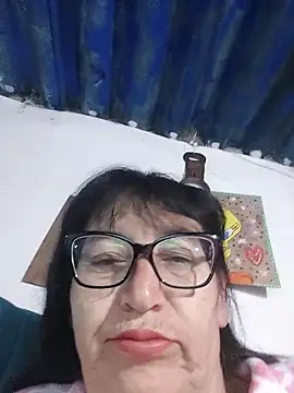 clarita 01 online show from May 21, 10:57 am