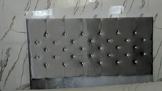 nymphomanya online show from May 24, 7:57 pm