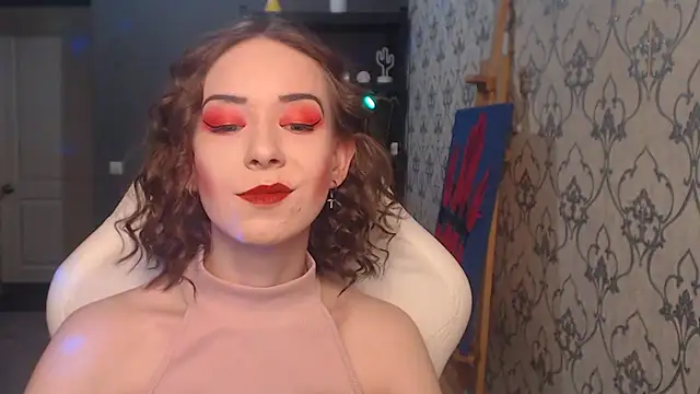 FascinatingEyess online show from July 20, 6:30 pm