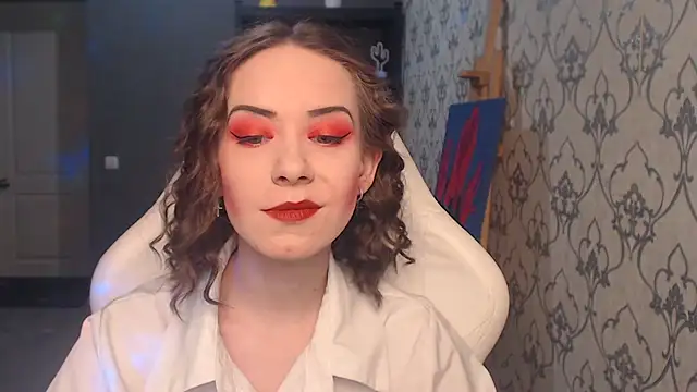 FascinatingEyess online show from July 5, 9:53 pm