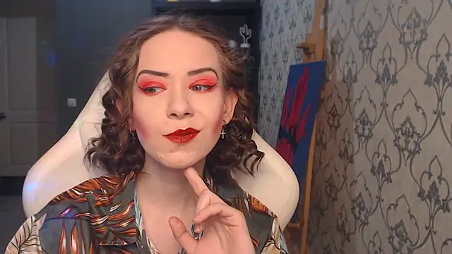 FascinatingEyess online show from July 6, 7:38 pm