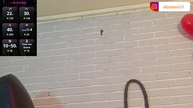elizatexx online show from May 6, 7:18 pm