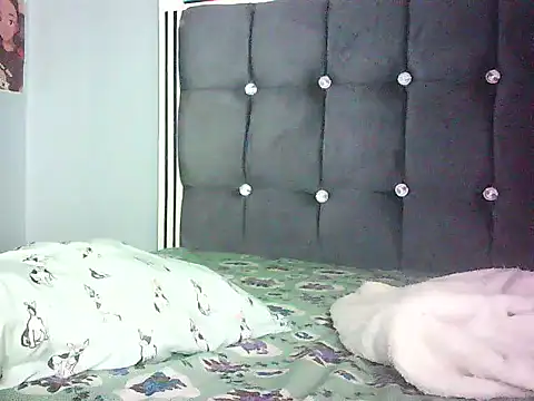 Cryaluna online show from May 20, 6:32 am