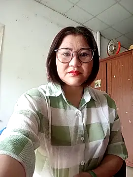 Rose DiDi online show from April 28, 3:32 am