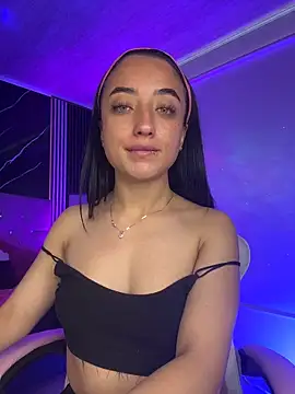 Ady 18 online show from May 15, 3:37 pm