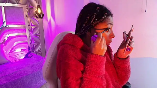 Queen perla  online show from March 5, 12:34 pm