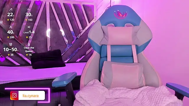 Queen perla  online show from October 5, 1:49 pm