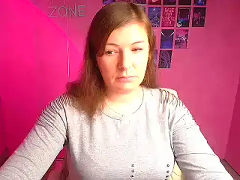 Lissmilf online show from December 20, 1:15 pm