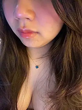 Hotellinh12 online show from March 31, 5:02 pm