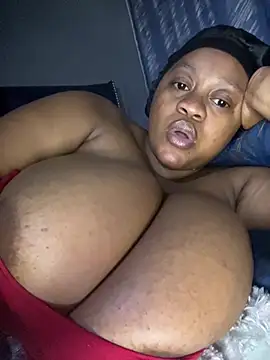 Chubbykarisma27 online show from May 9, 3:47 pm