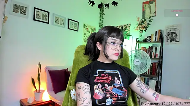  Insomnia   online show from April 3, 9:46 pm