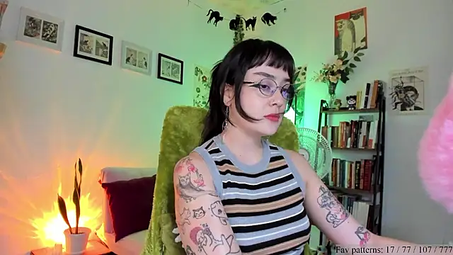  Insomnia   online show from March 28, 10:30 pm