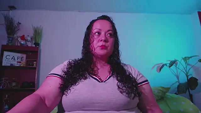 Aleia Taylor online show from May 30, 10:16 pm