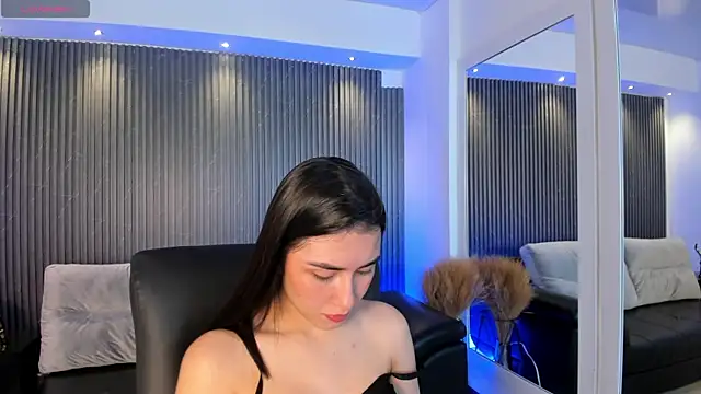 Emmaa Robertss online show from September 20, 12:14 pm