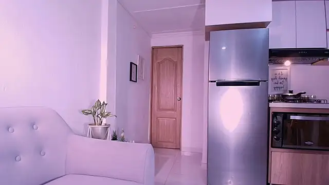 DannaHyde online show from March 7, 12:17 am