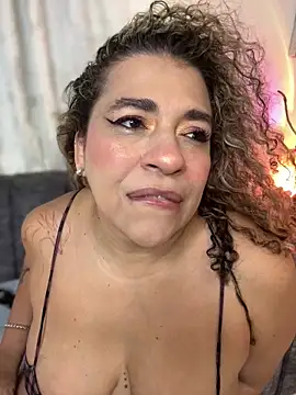 miss grace 01 online show from May 31, 4:07 am