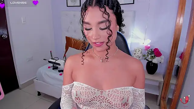 kitty kayo online show from May 26, 3:50 am