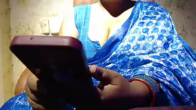 Prita07 online show from April 1, 1:23 pm