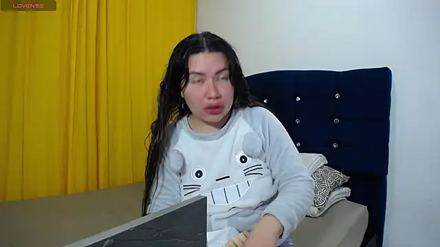 melpark online show from February 9, 11:18 pm